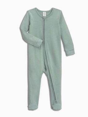 NWT Colored Organics Peyton Sleeper Size 0-3M
